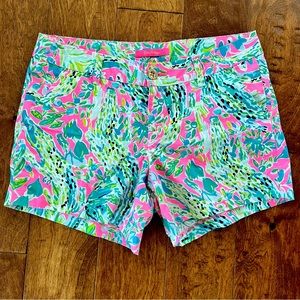 ❌ SOLD ❌ Lilly Pulitzer Callahan Shorts - Snap Back